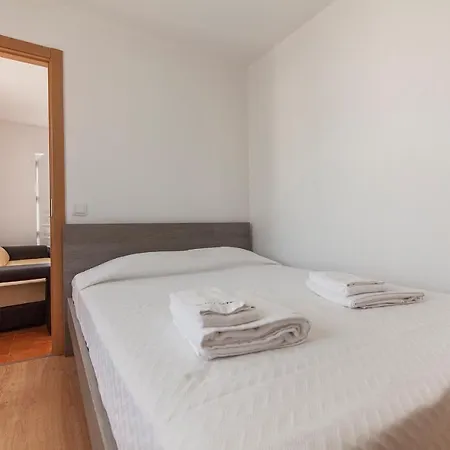 B59 - Ameijeira Terrace Flat *
